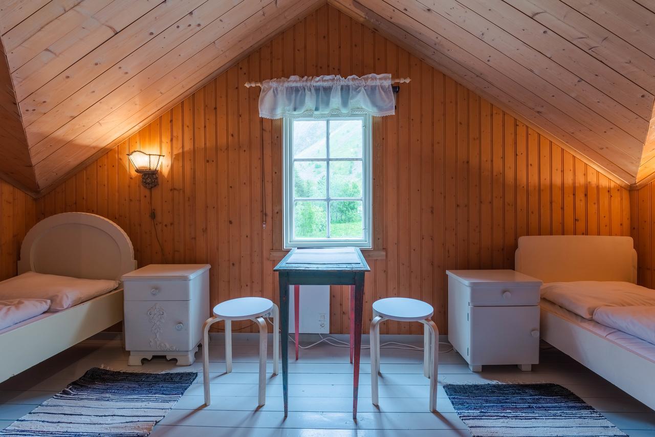 Kafe Friisgarden Bed & Breakfast Рамберг Екстериор снимка